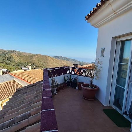 Atico Con Vistas Mar Y Montana Ojén Exterior foto