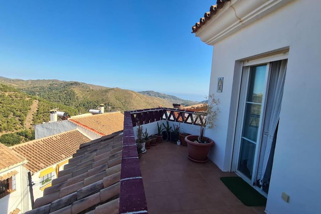 Atico Con Vistas Mar Y Montana Ojén Exterior foto