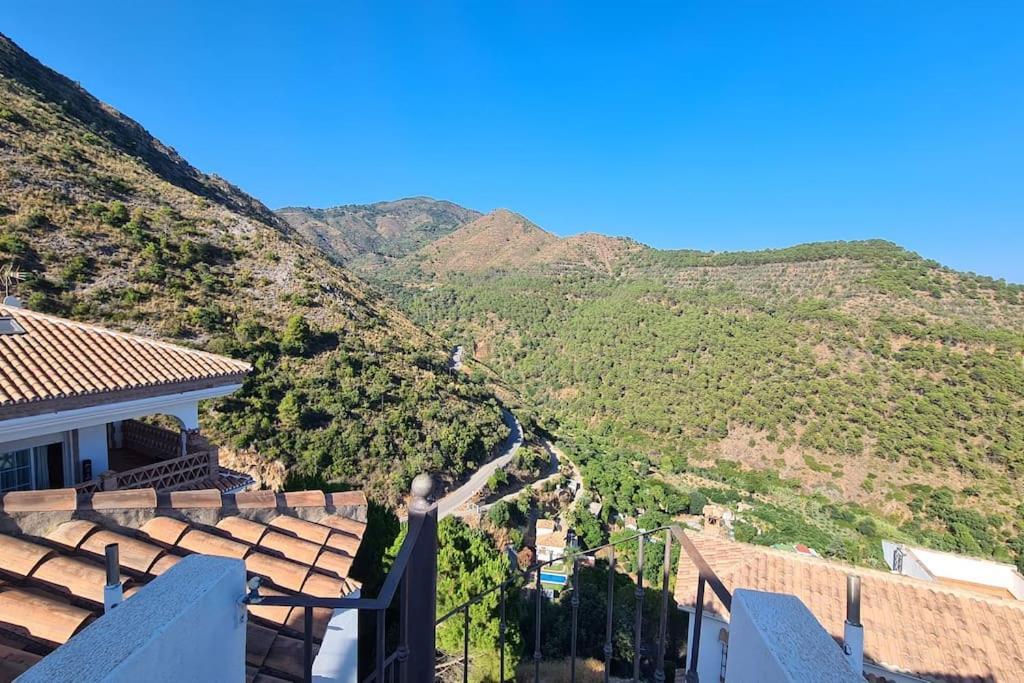 Atico Con Vistas Mar Y Montana Ojén Exterior foto